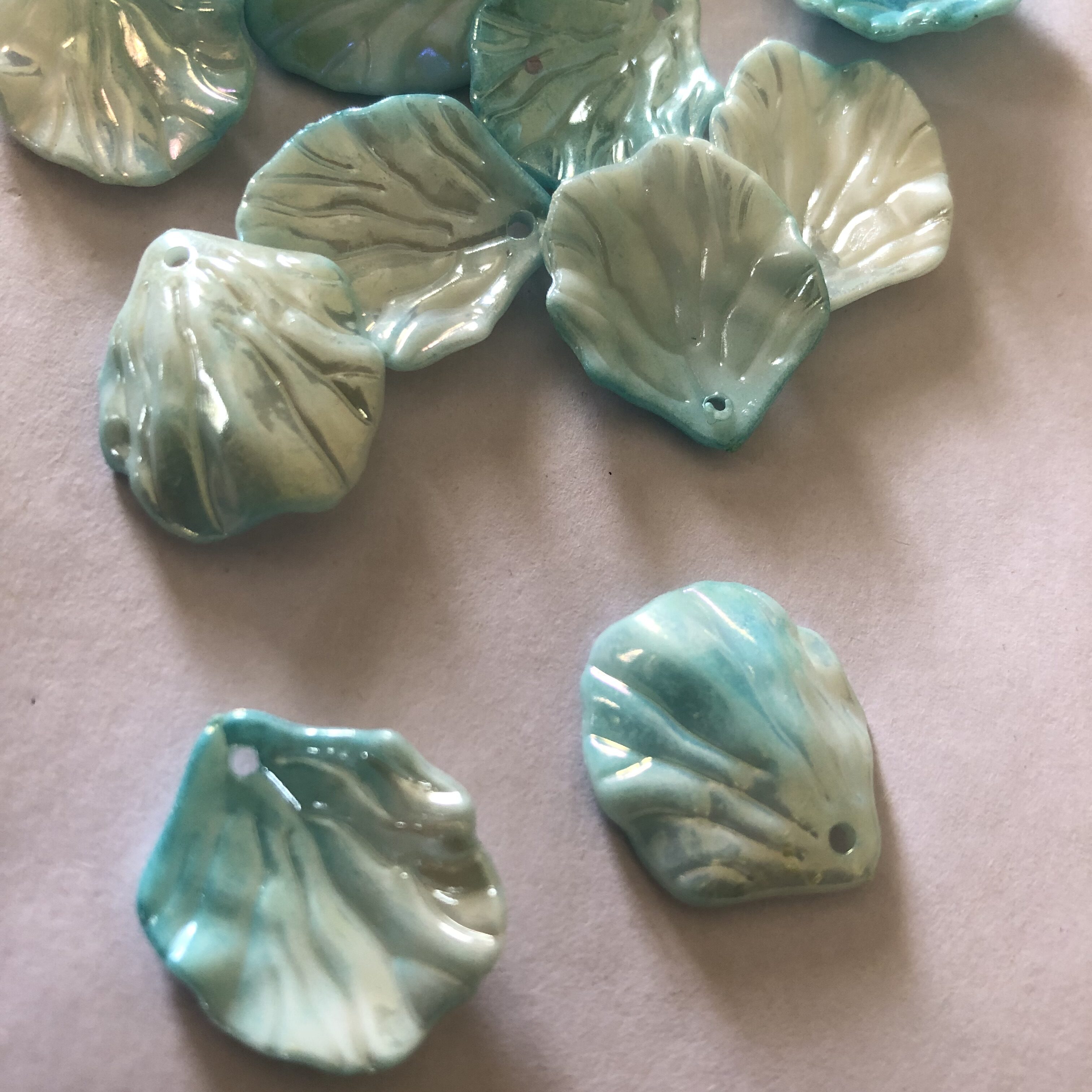 Shells - Peacock green Yellow White