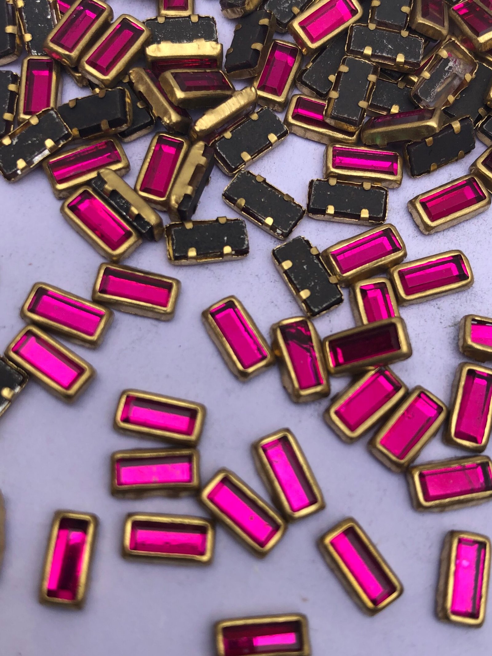 7m Glass Rectangle - Rani Pink