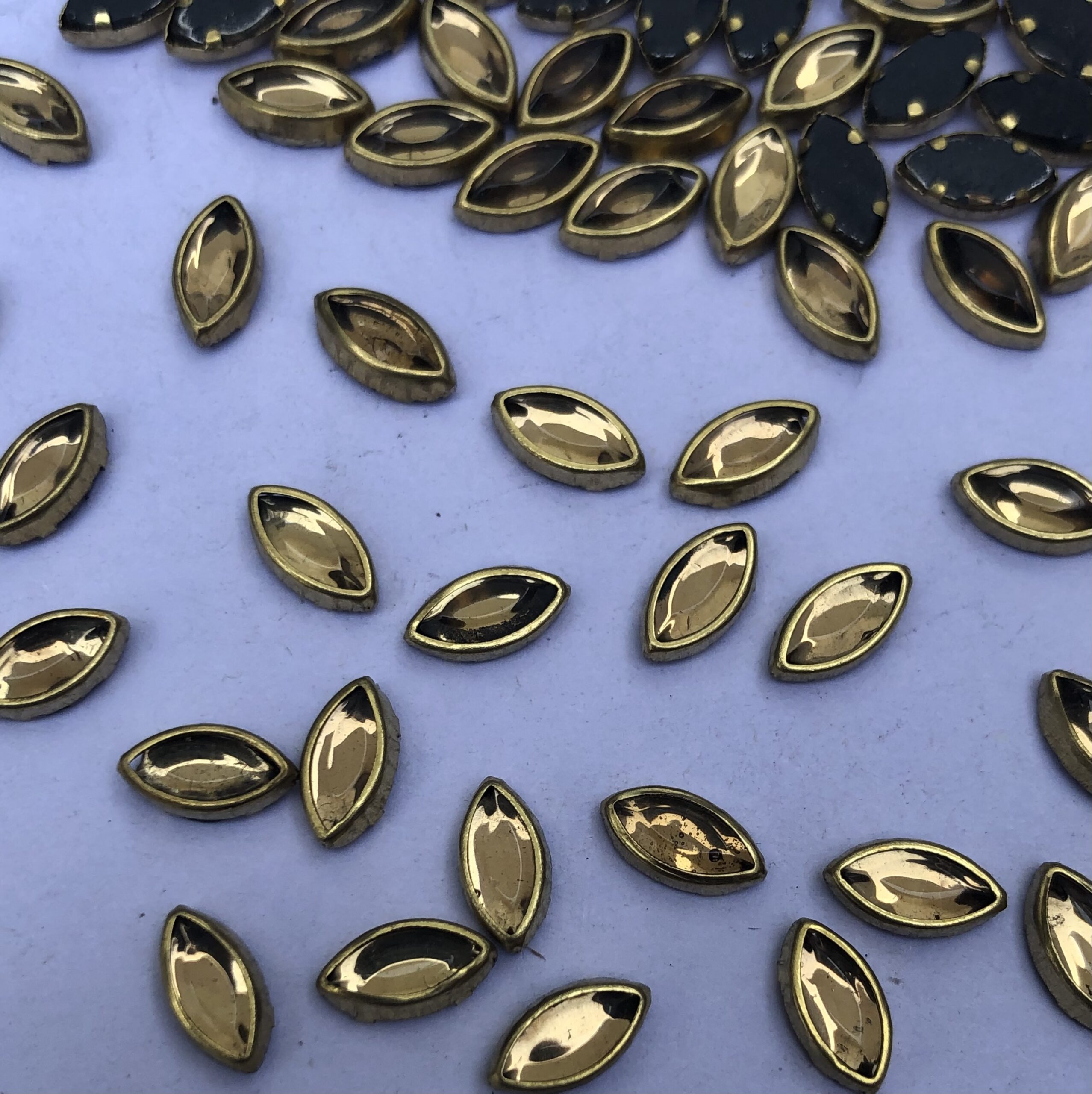Gold Shade - Eye 8k Gold Shade, 50 Gram