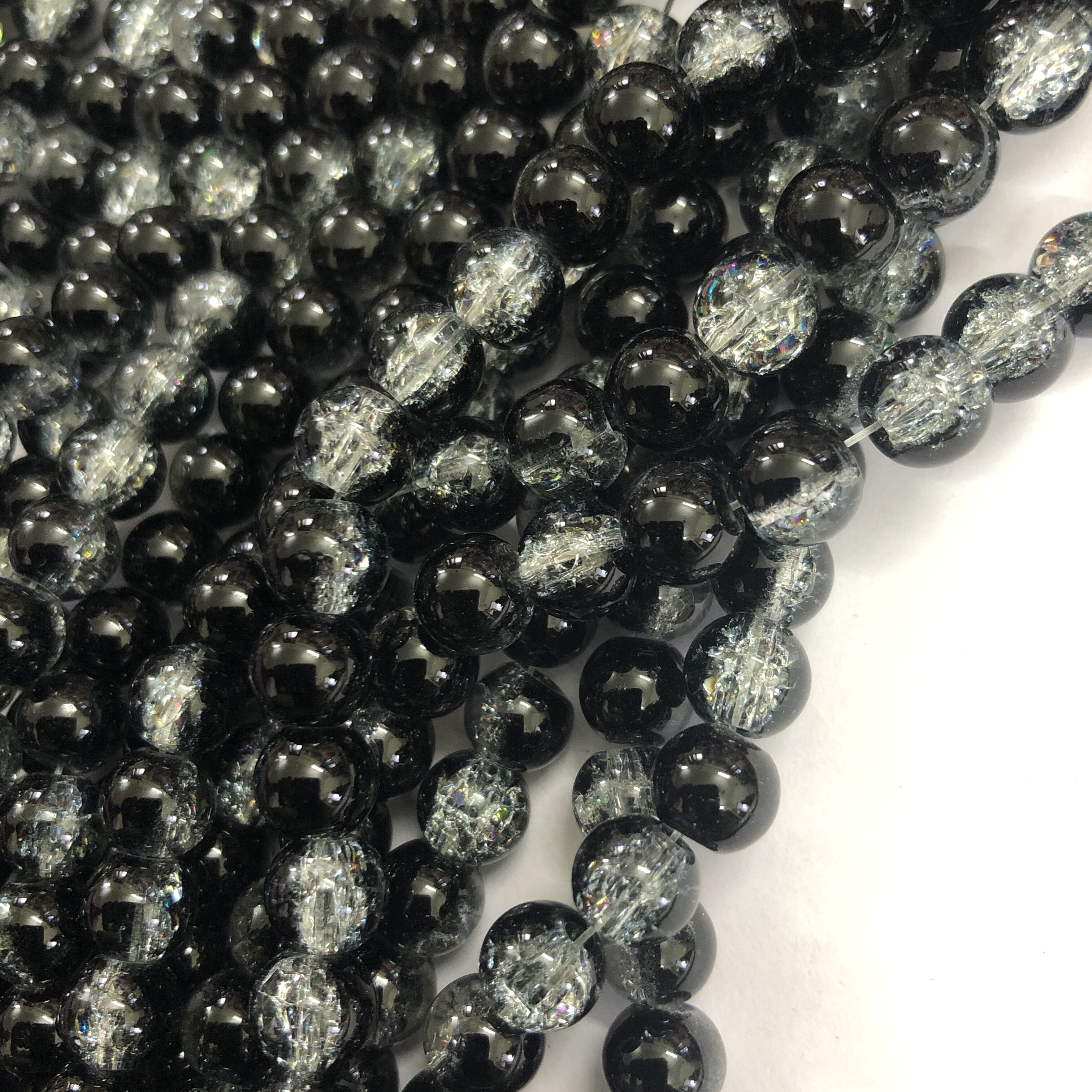 Colour with white Crackle Beads - Blackwhite