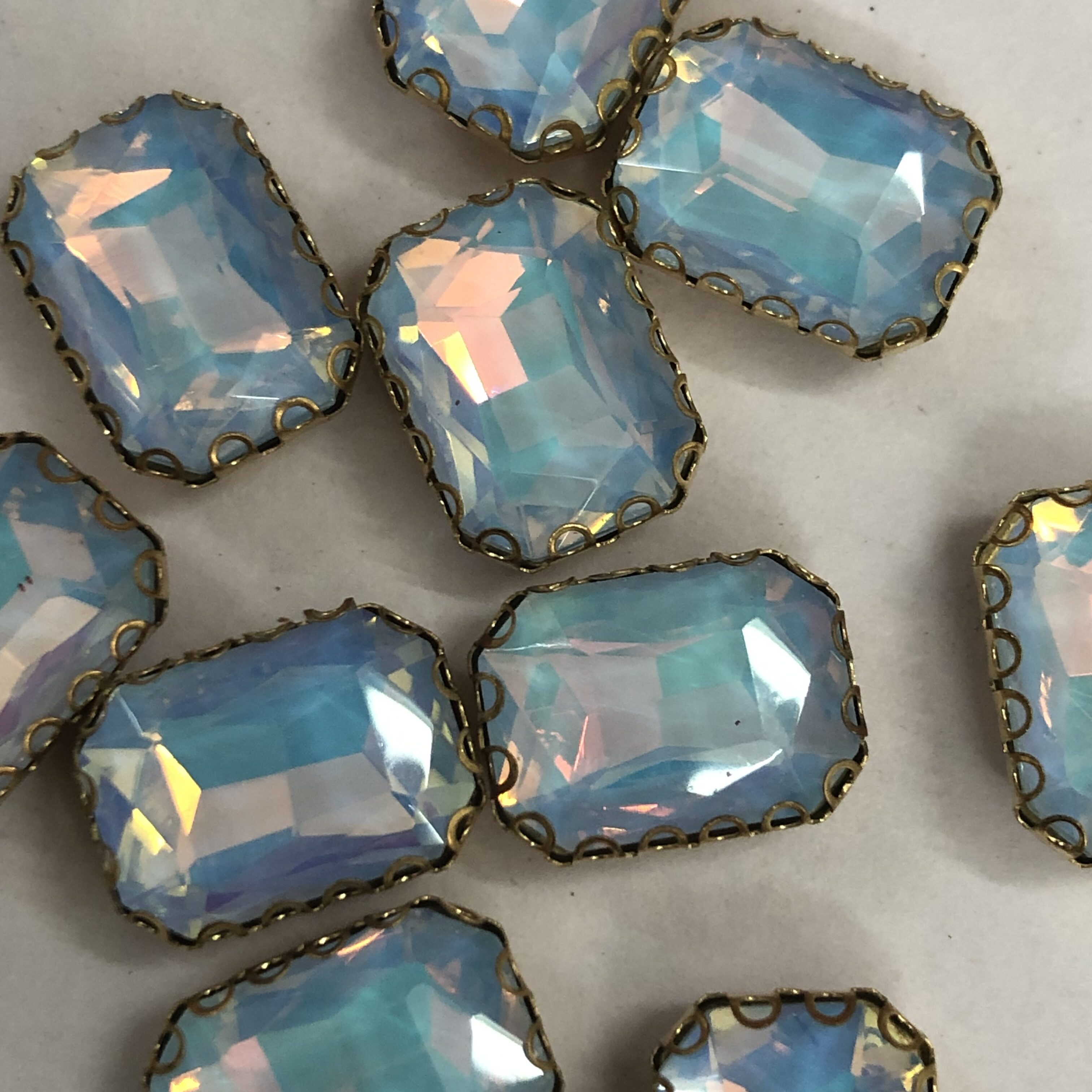 Crys Rect Big Clipstone(10x14) - Blue