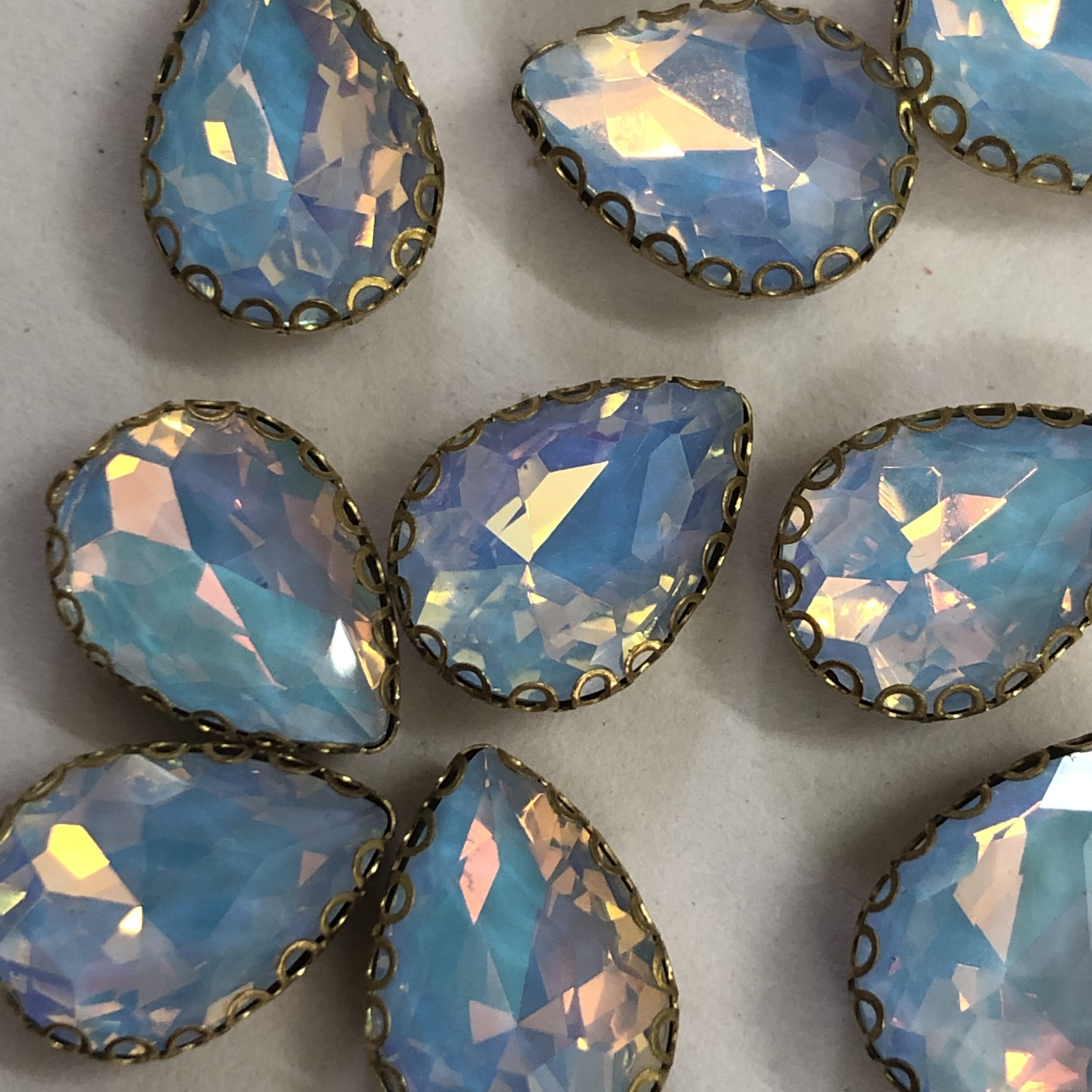 Crystal Drop Clipstone(10x14) - Blue