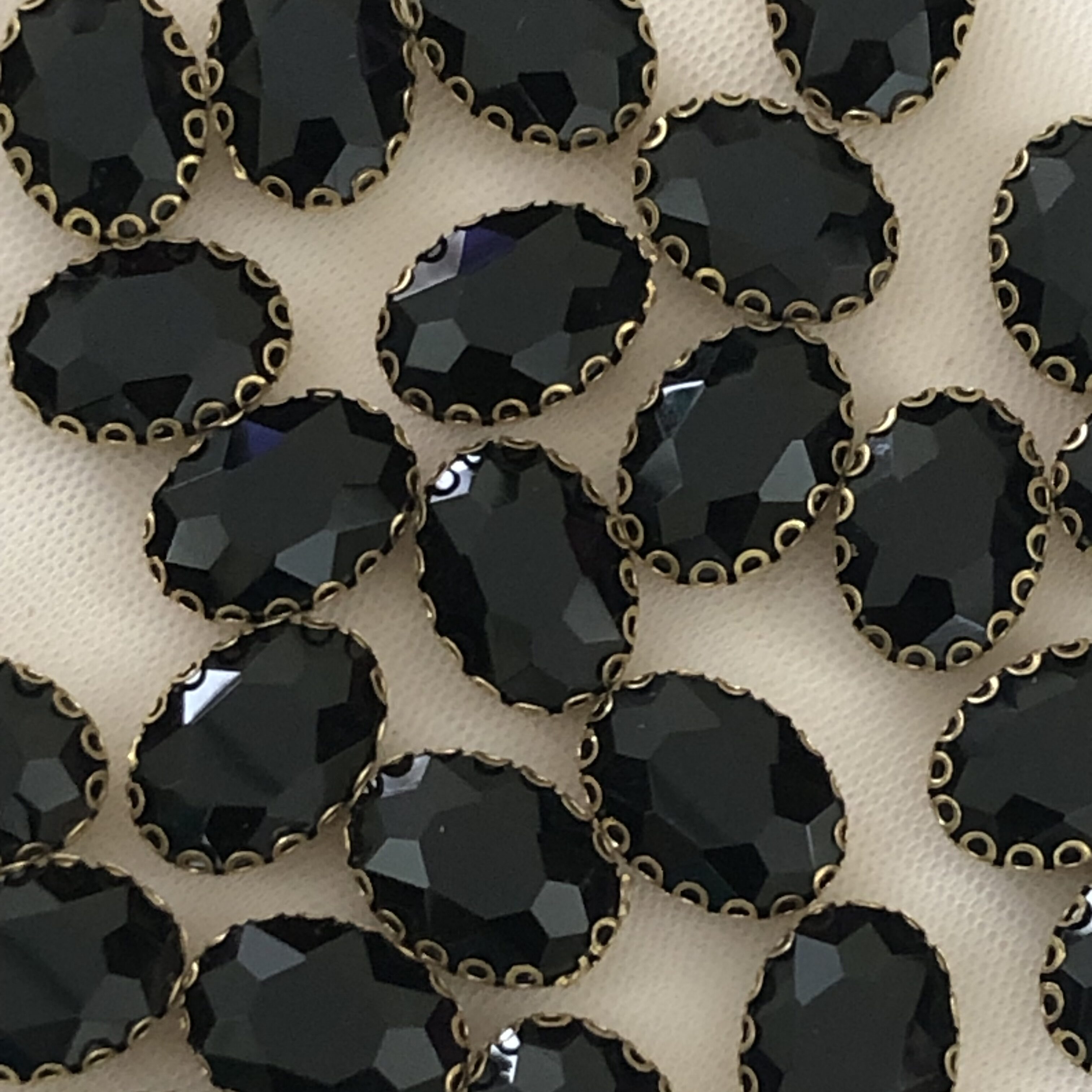 Oval Clipstone(10/14) - Black