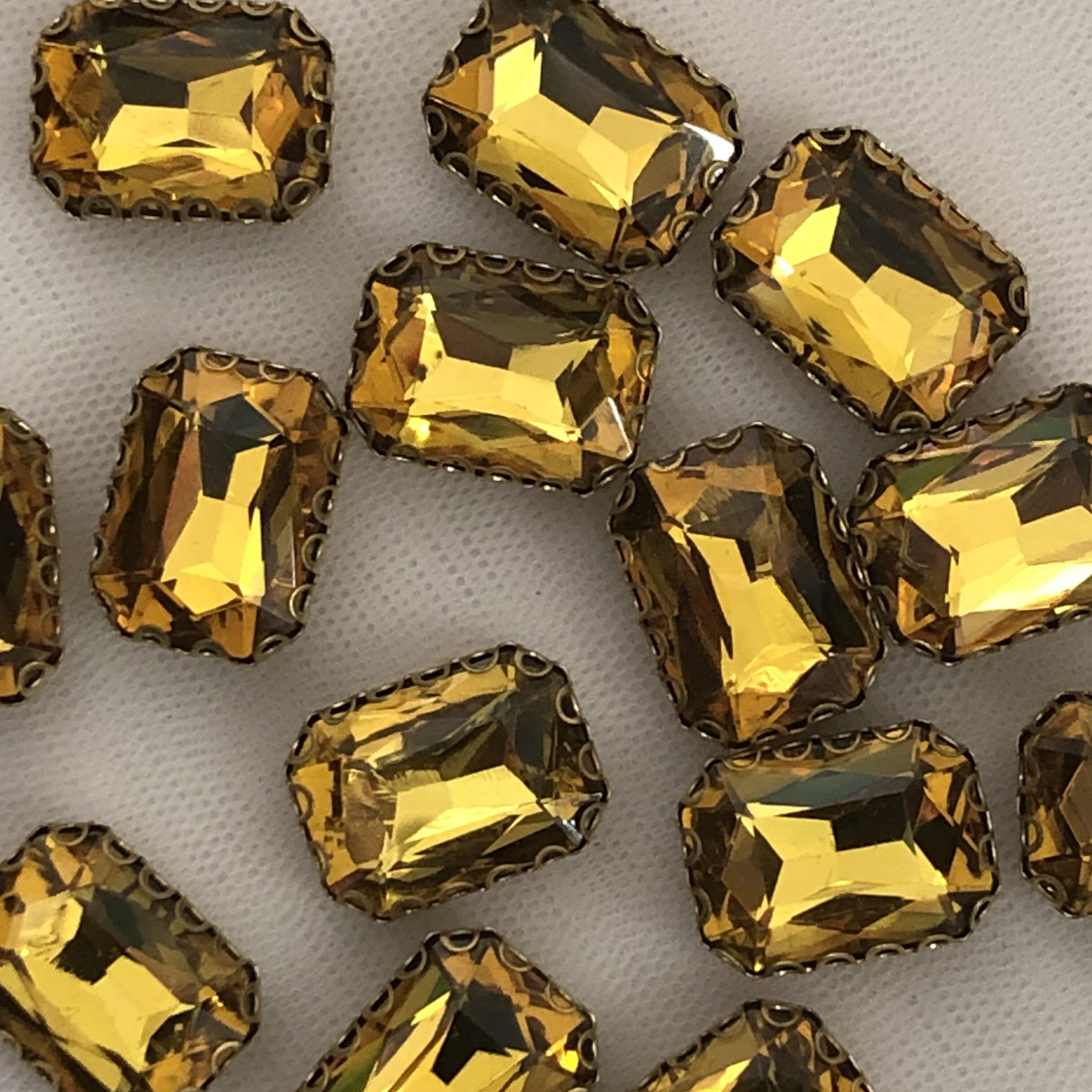 Rect Big Clipstone - Yellow
