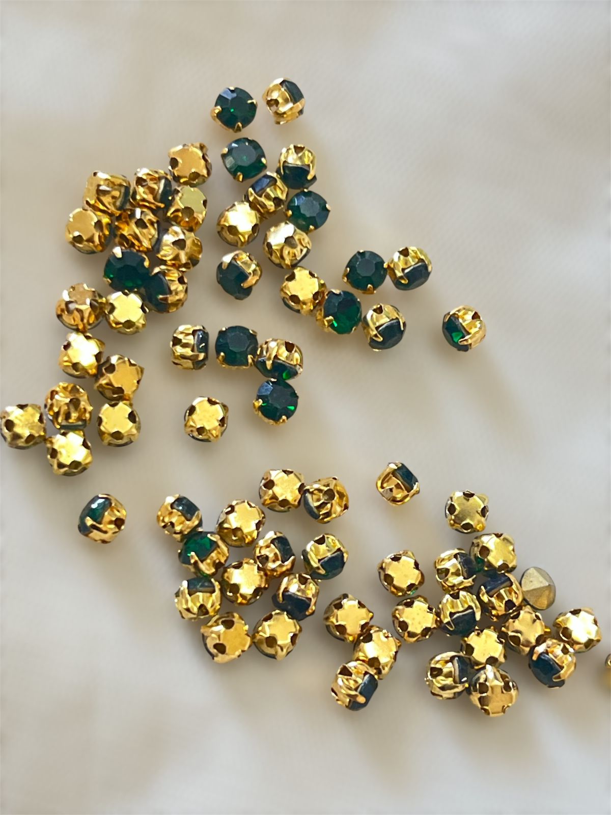 (Gold Base)4mClipStone - Dark Green