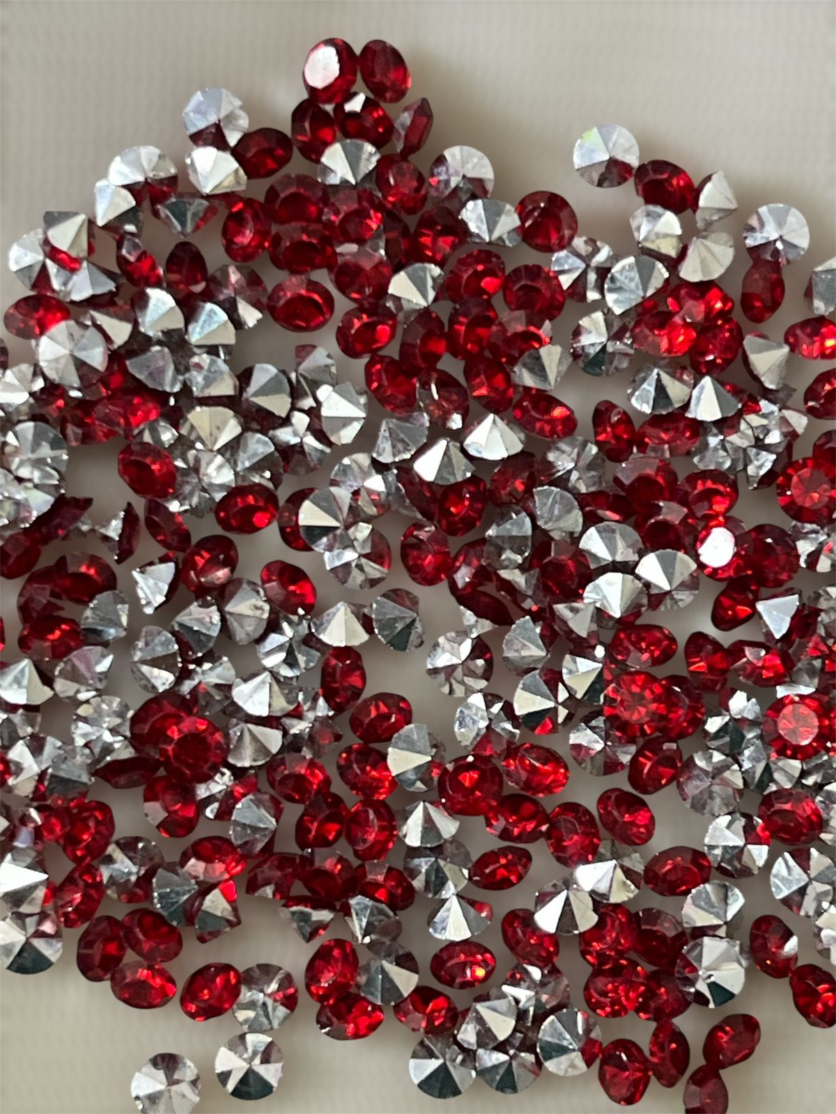Zircon Plastic - Red