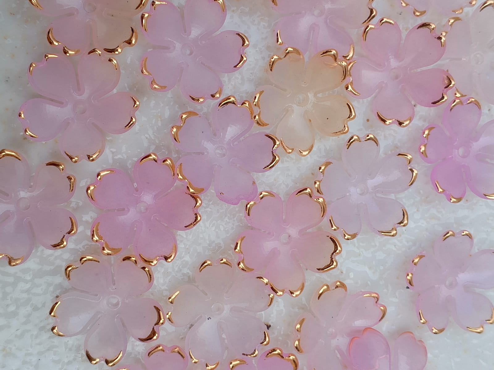 Gold Line Flower - Peach Pink