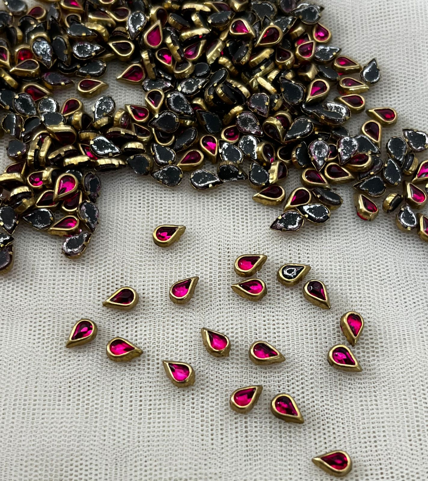 4k small drop Glass - Rani Pink