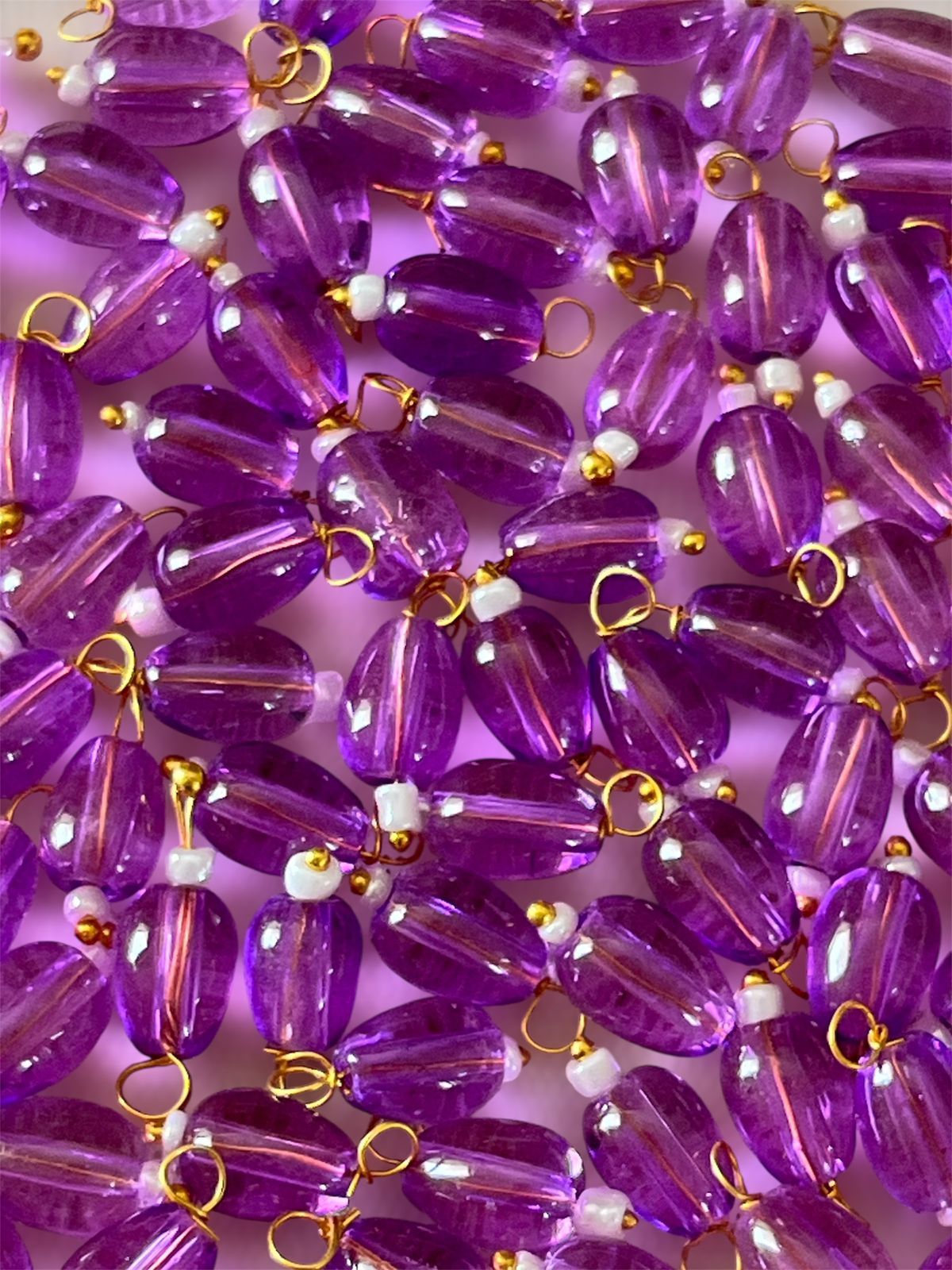 Oval Hanging Beads - Lavender